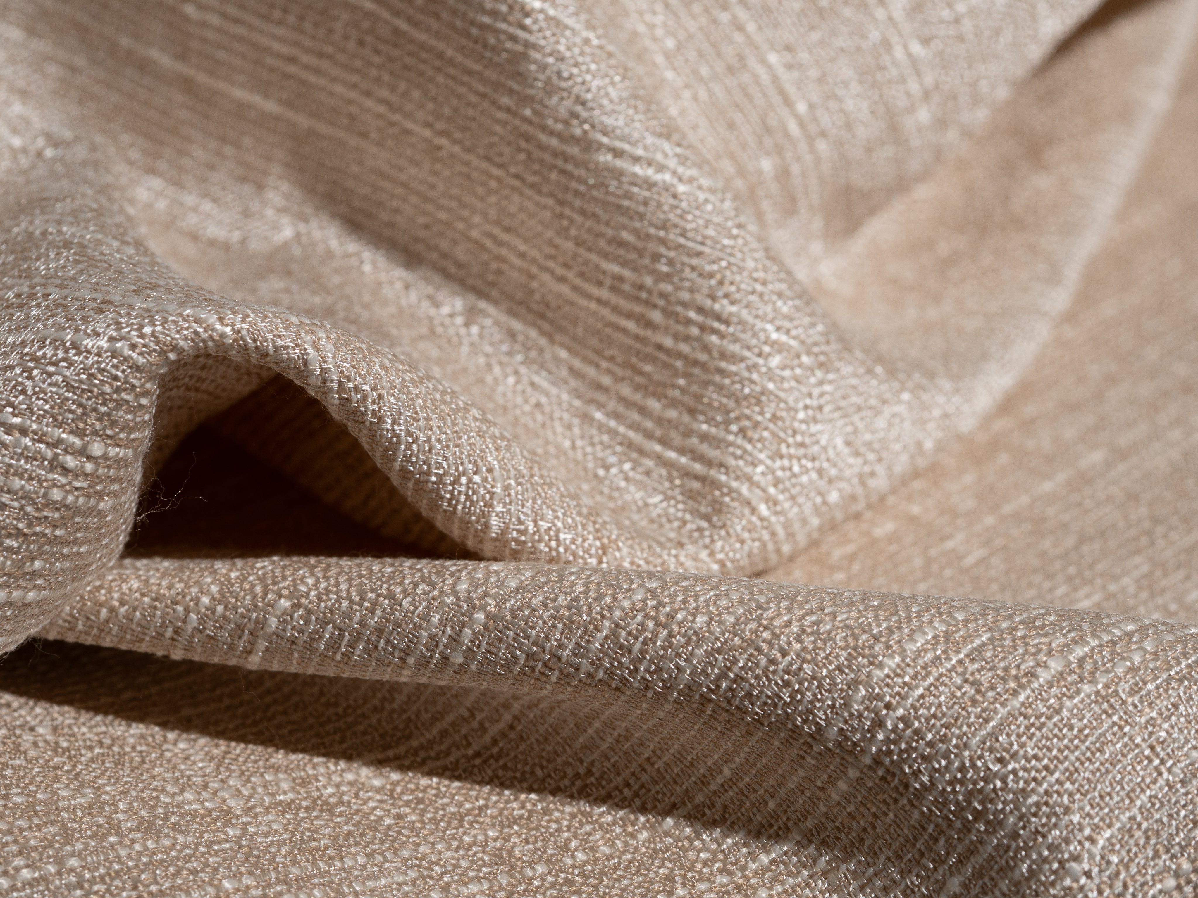 Slub-Texture Curtain