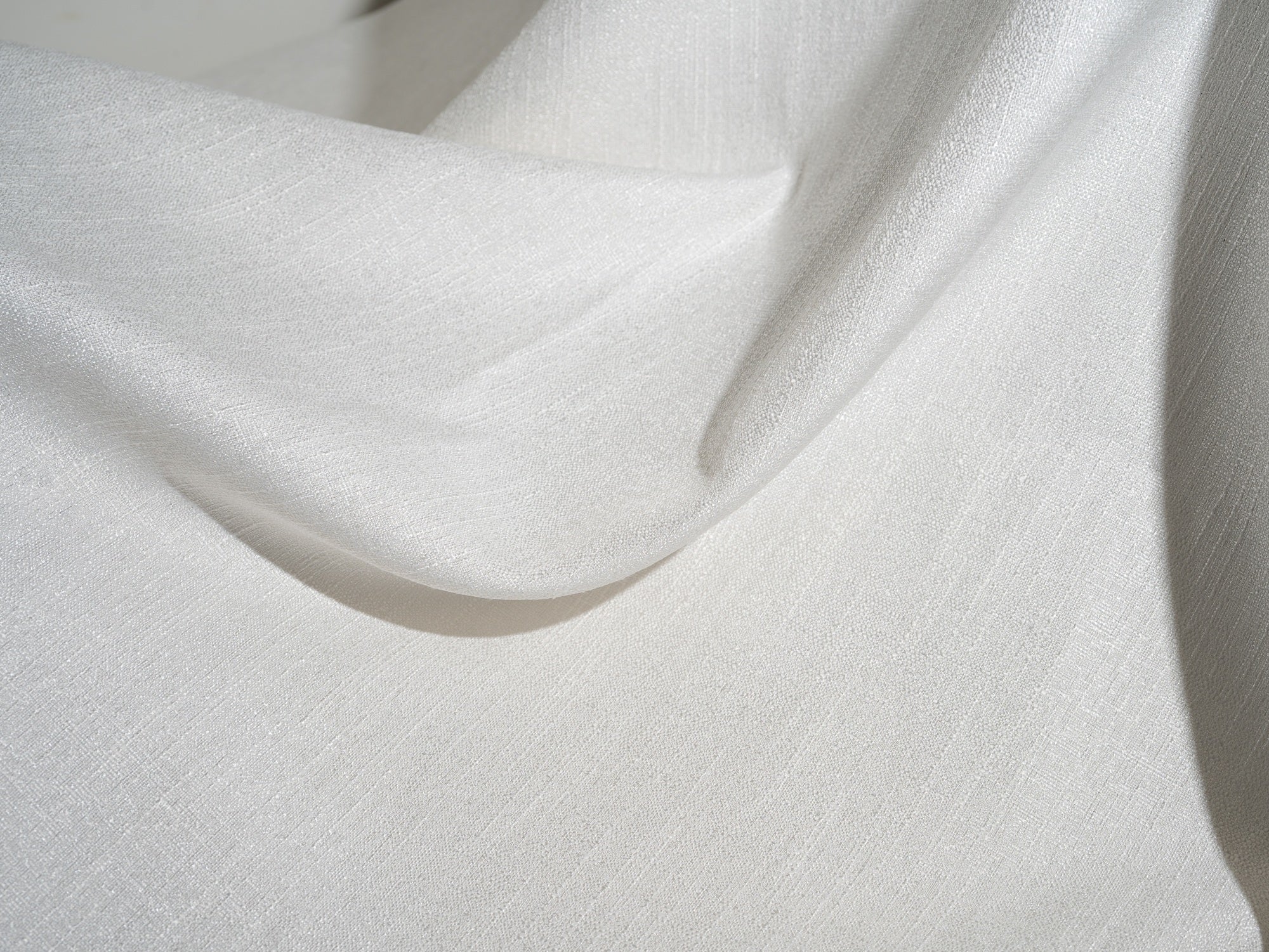 Slub-Texture Curtain